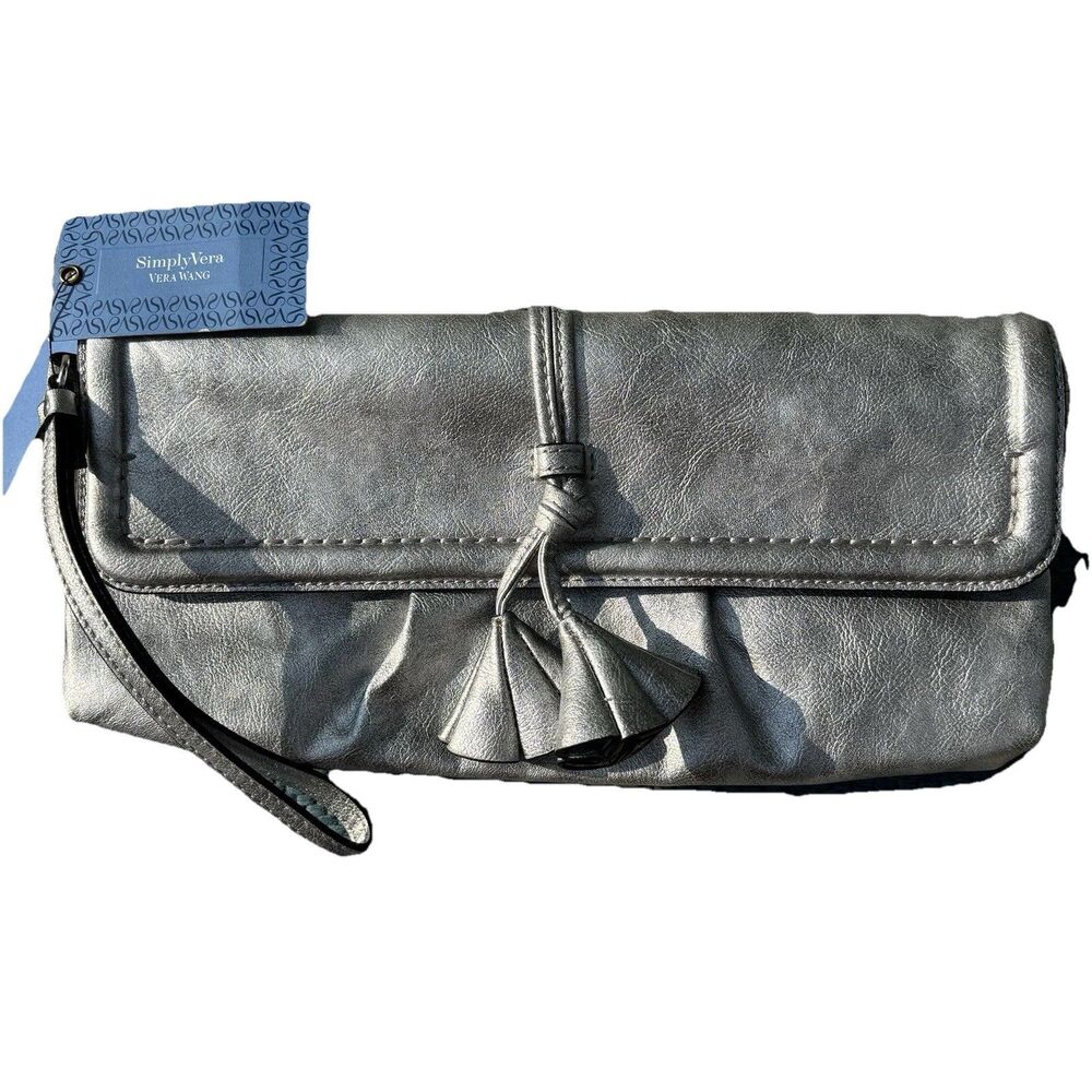Simply Vera Wang Womens Silver Wristlet Clutch New with Tags 8 card slots